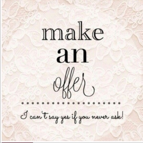 Meet your Posher, Debbie POSH AMBASSADOR - Picture 2 of 3